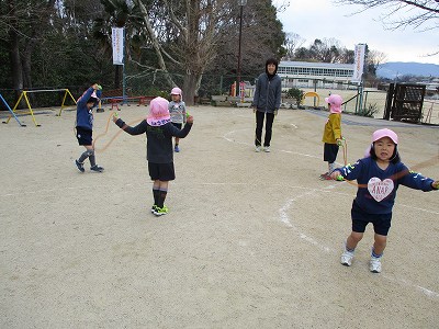 縄跳びの画像3