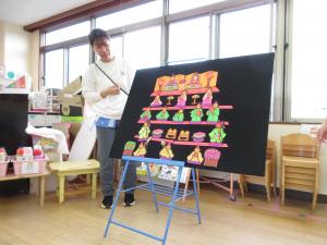 パネルシアターをしています