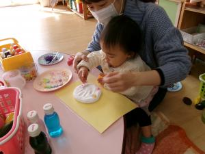 ０歳児紙粘土手形