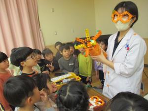 ラキュー博士に見せてもらう　2組