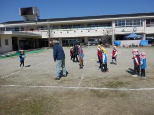 佐保幼　先生とドッジボール３