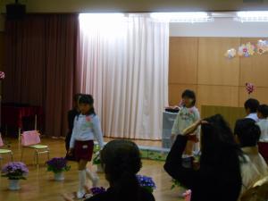 堂々と退場しています