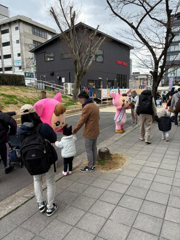 いくじーかたちとの交流