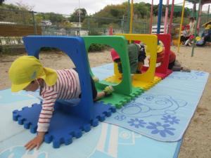 トンネルくぐり