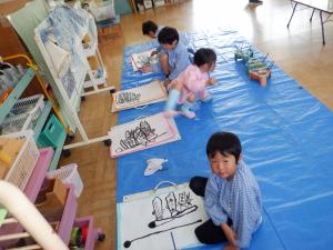 佐保幼　こいのぼり絵２