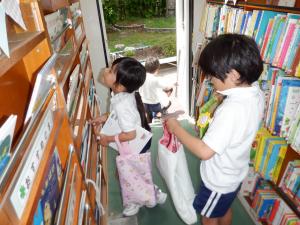 佐保幼　巡回図書5月３