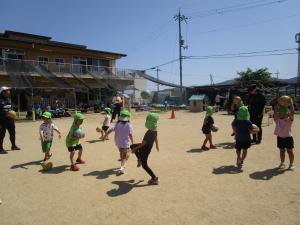 サッカー３