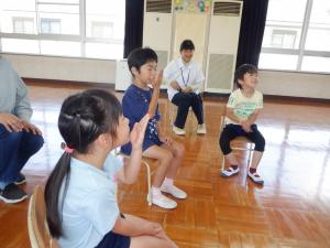 佐保幼　6月英語で遊ぼう３