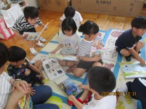 移動図書9