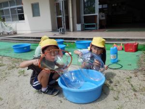佐保幼　水遊び５