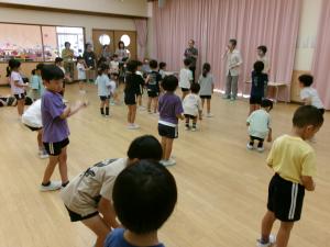 ぽかぽかタイム(2)　お手玉遊び