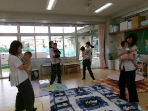 ０歳児　ふれあい遊び
