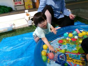１歳児　水遊び2