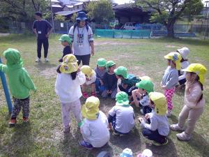 公園内での約束を聞いています