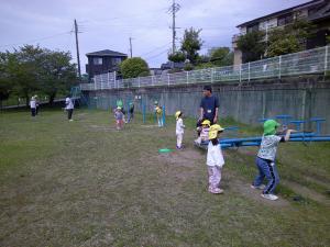 好きな遊具であそんでいます