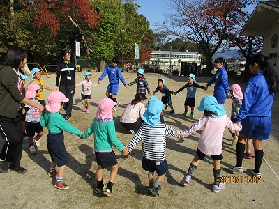 わらべ歌遊び