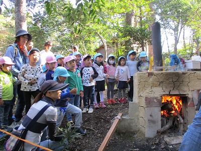 子どもの森の石焼き釜