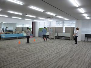 ウォーキングフォームチェックをしている様子