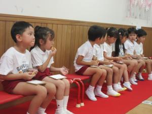 お菓子をいただいています