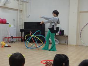５