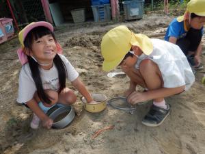 佐保幼　すなば遊び４