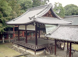 氷室神社舞殿(拝殿)