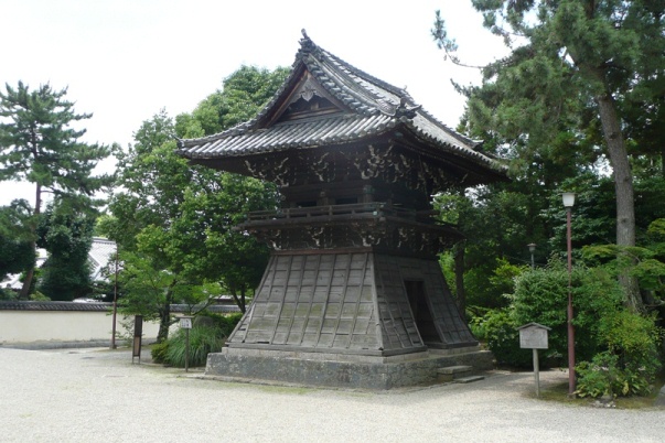 西大寺鐘楼の画像