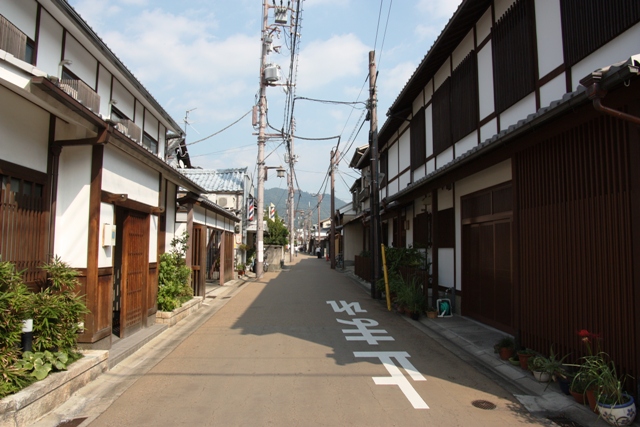 奈良町から春日山等の山並みへの眺望