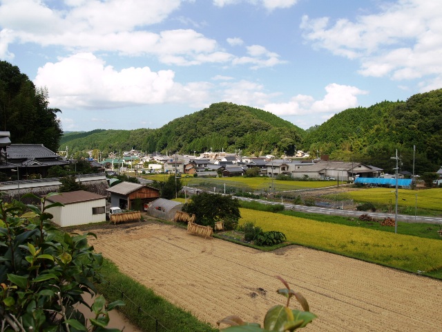 柳生集落から旧柳生藩家老屋敷や十兵衛杉等の集落の歴史文化遺産への眺望