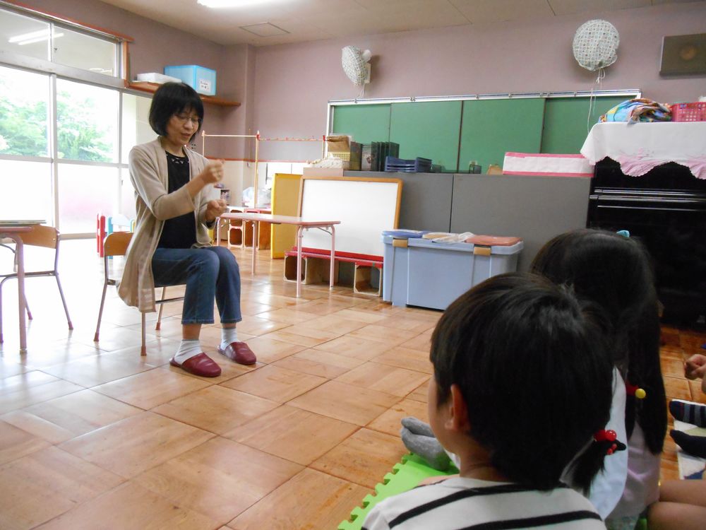 5月8日（火曜日）意識することや言葉で伝えることと心の育ちについて「そこ、手伝って！ありがとう！」の画像4