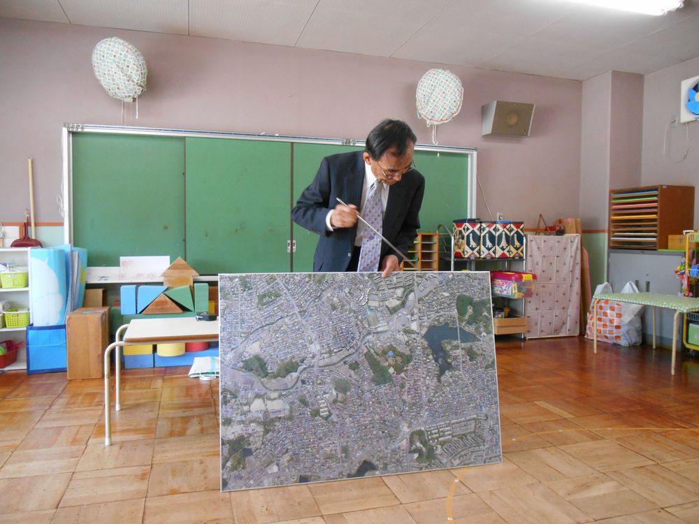 4月20日(金曜日）「地域の方に、秋篠川の桜の話を聞いたよ」の画像1