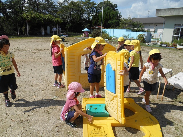 9月5日（水曜日）「みんなで幼稚園をきれいにしよう」の画像2
