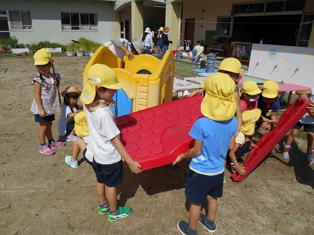 9月5日（水曜日）「みんなで幼稚園をきれいにしよう」の画像3