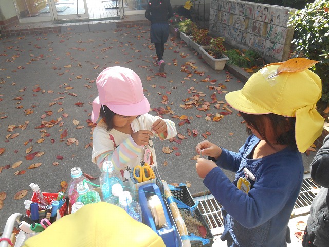 11月5日（月曜日）「葉っぱで遊ぼう！」の画像1