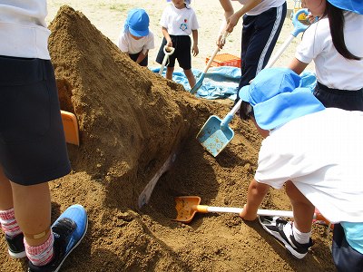 7月10日　大きなトンネルを掘りたい！の画像2