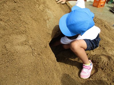 7月10日　大きなトンネルを掘りたい！の画像3