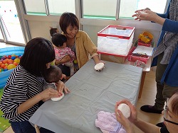 「手形をして遊んだよ」の画像1