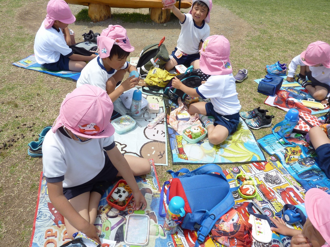 5歳児　春の遠足(若草山)の画像3