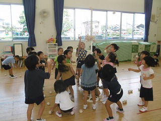 玉入れの練習（4歳児）　12日（木曜日）の画像2