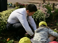 公園ボランティア育花会花植え2