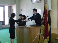 新規職員採用辞令発令、市長訓示(正庁)の画像1