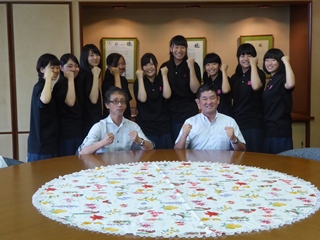 高円高等学校吹奏楽部市長表敬訪問の画像