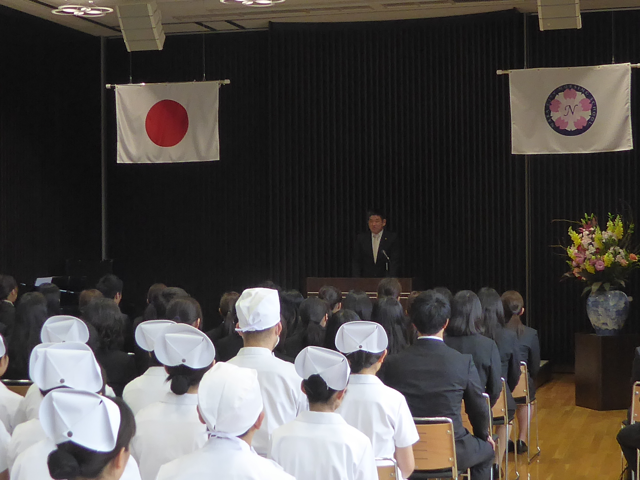 奈良市看護専門学校入学式の画像