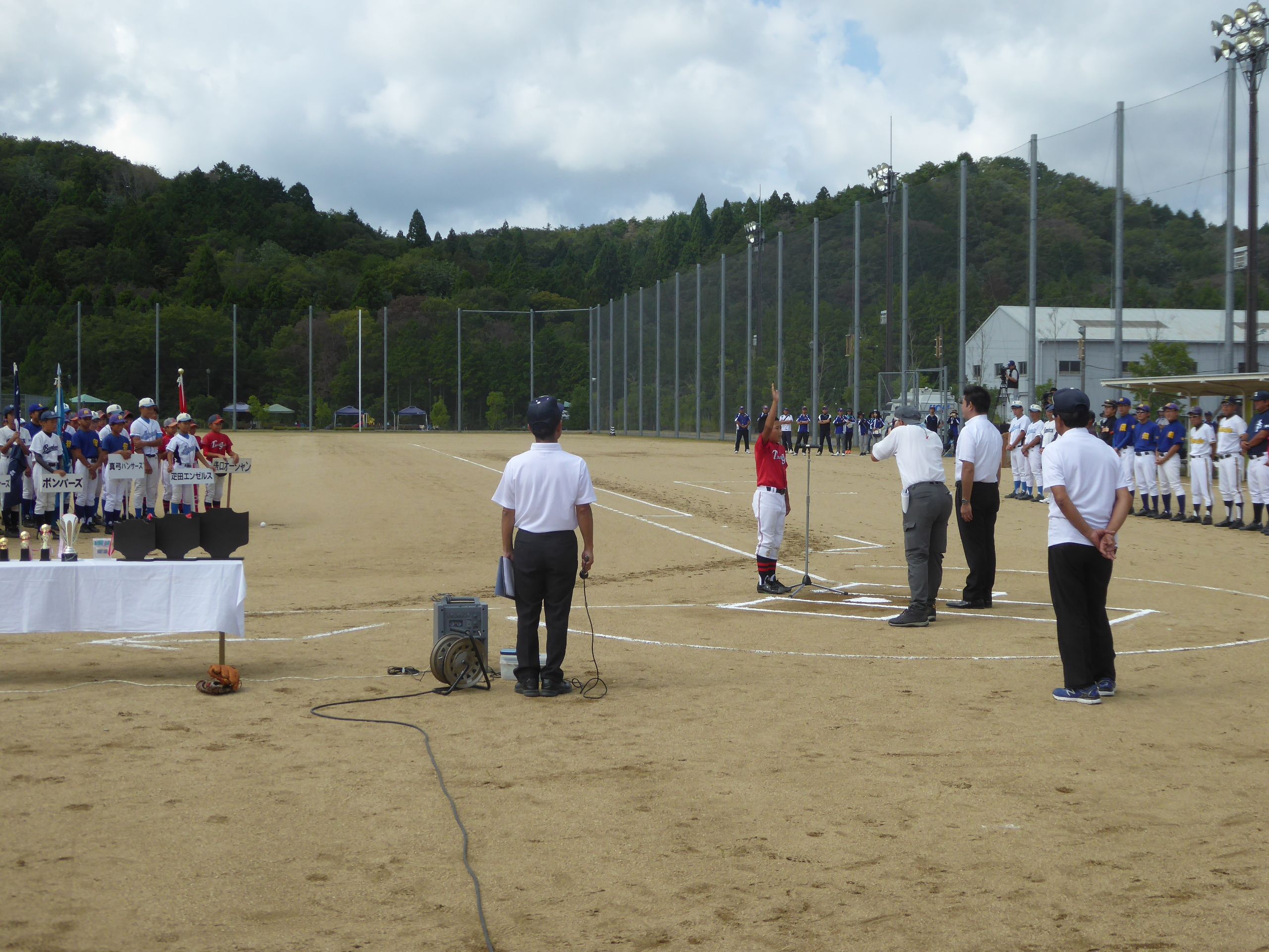 第34回奈良市長賞「わかくさ杯」開会式の画像