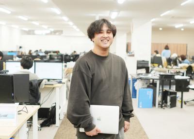 人事・採用担当 長尾俊也（ながお・としや）さん