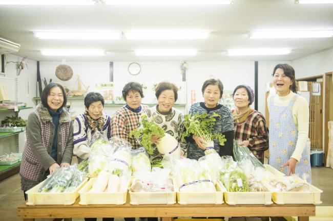 田原やま里市場