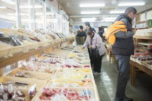 月ヶ瀬温泉ふれあい市場